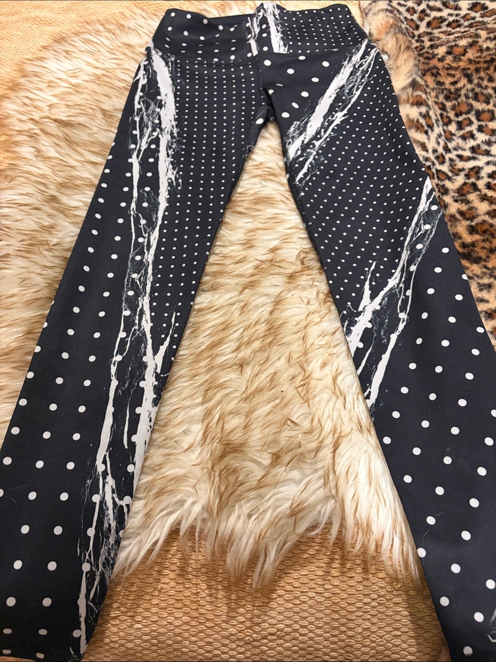 Noli Black & White Polka Dot Splash women’s Leggings